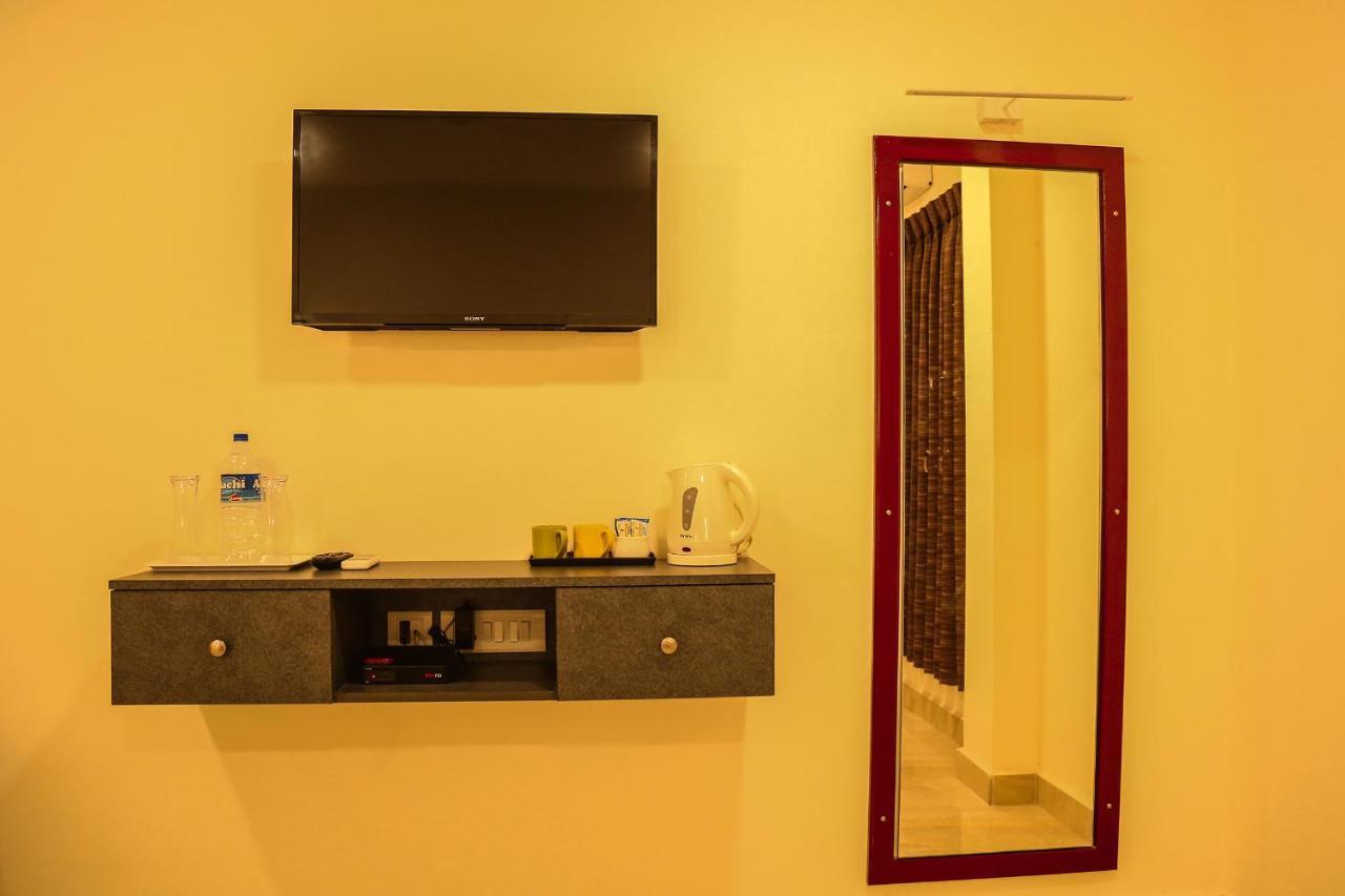 Hotel Sera Grand Chennai Esterno foto